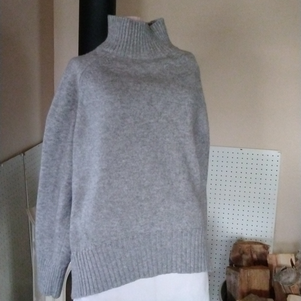 H&M Oversized Sweater Size M